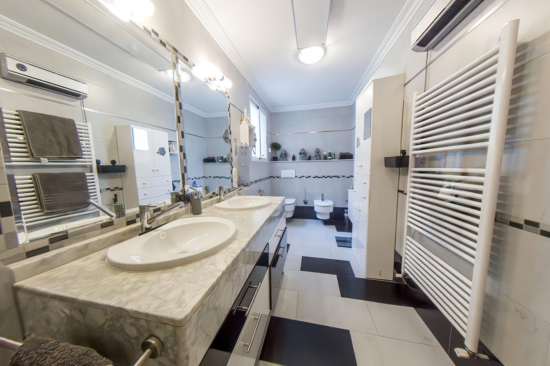 Revente - Villa -
Torrevieja - Costa Blanca