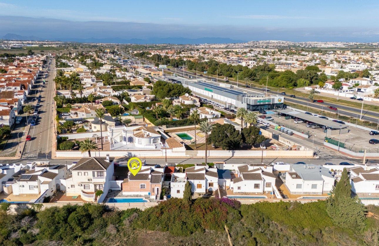 Revente - Villa -
Torrevieja - Costa Blanca