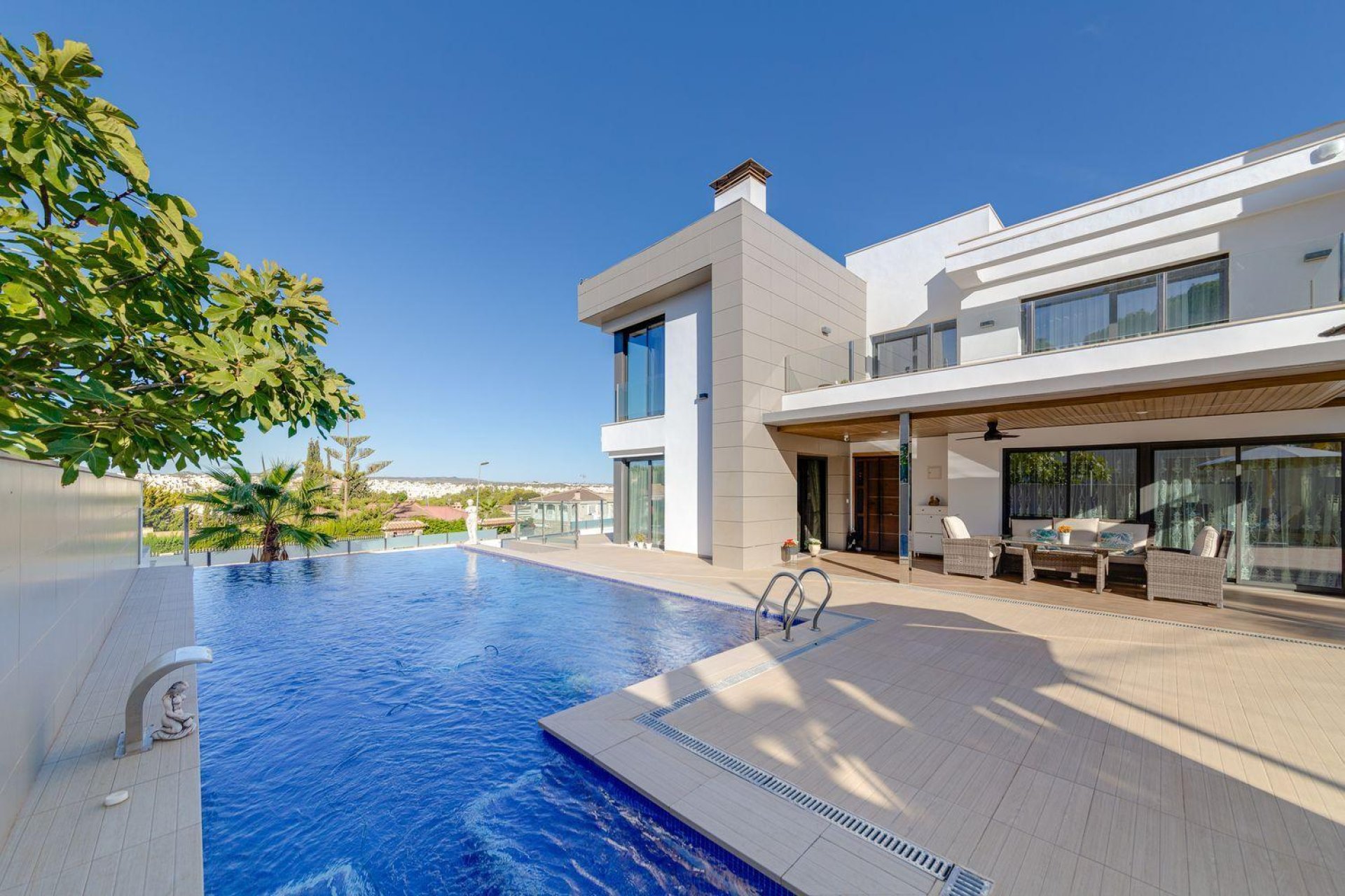 Revente - Villa -
Torrevieja - Costa Blanca