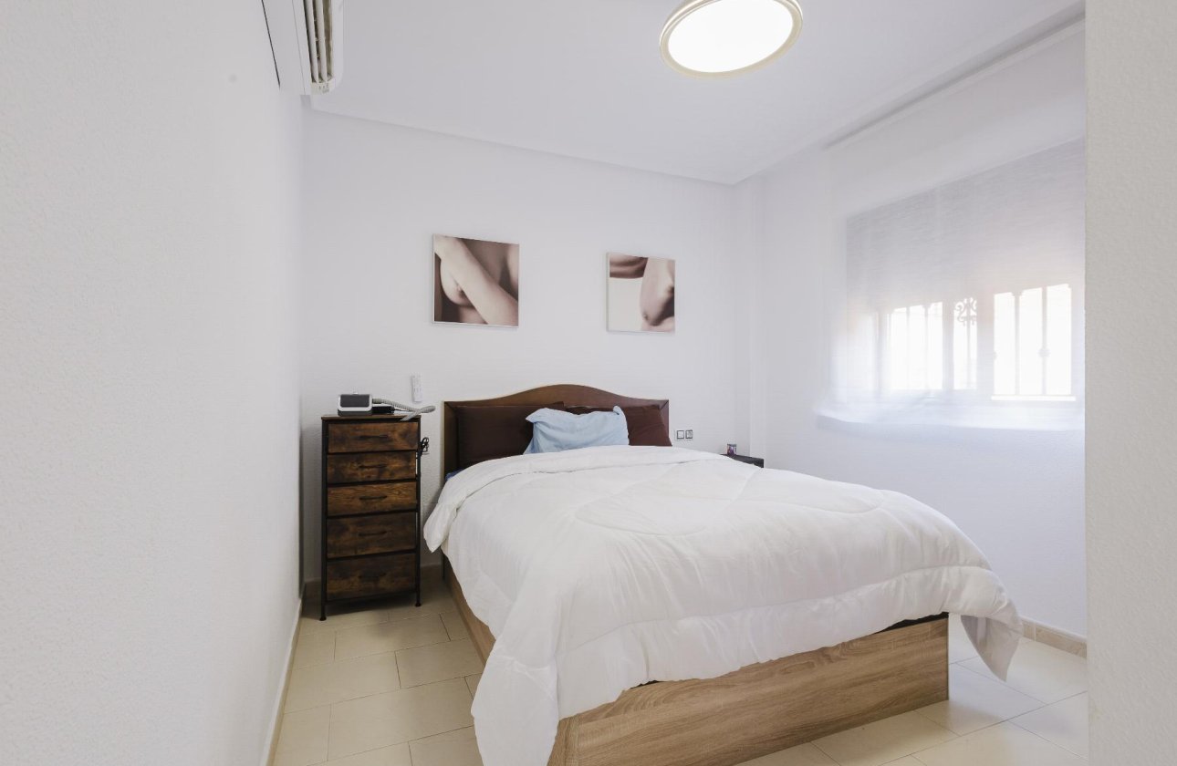 Revente - Villa -
Torrevieja - Costa Blanca
