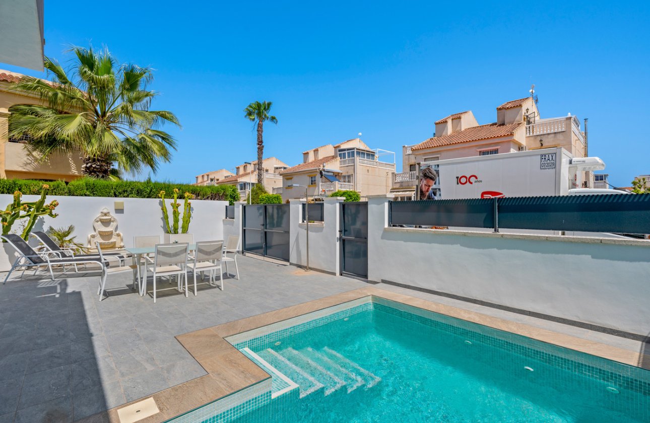 Revente - Villa -
Torrevieja - Costa Blanca