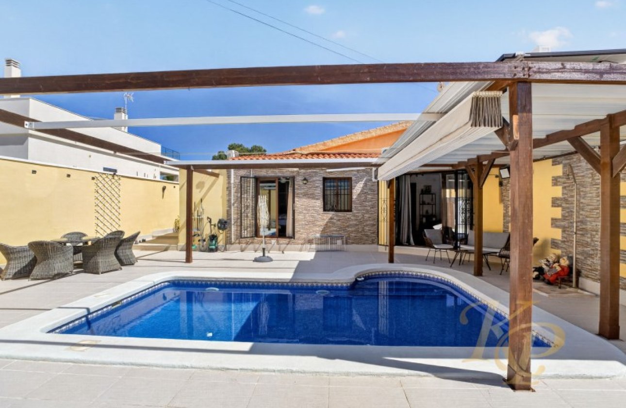 Revente - Villa -
Torrevieja - Costa Blanca