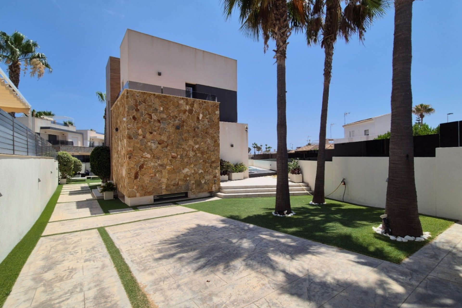 Revente - Villa -
Torrevieja - Costa Blanca