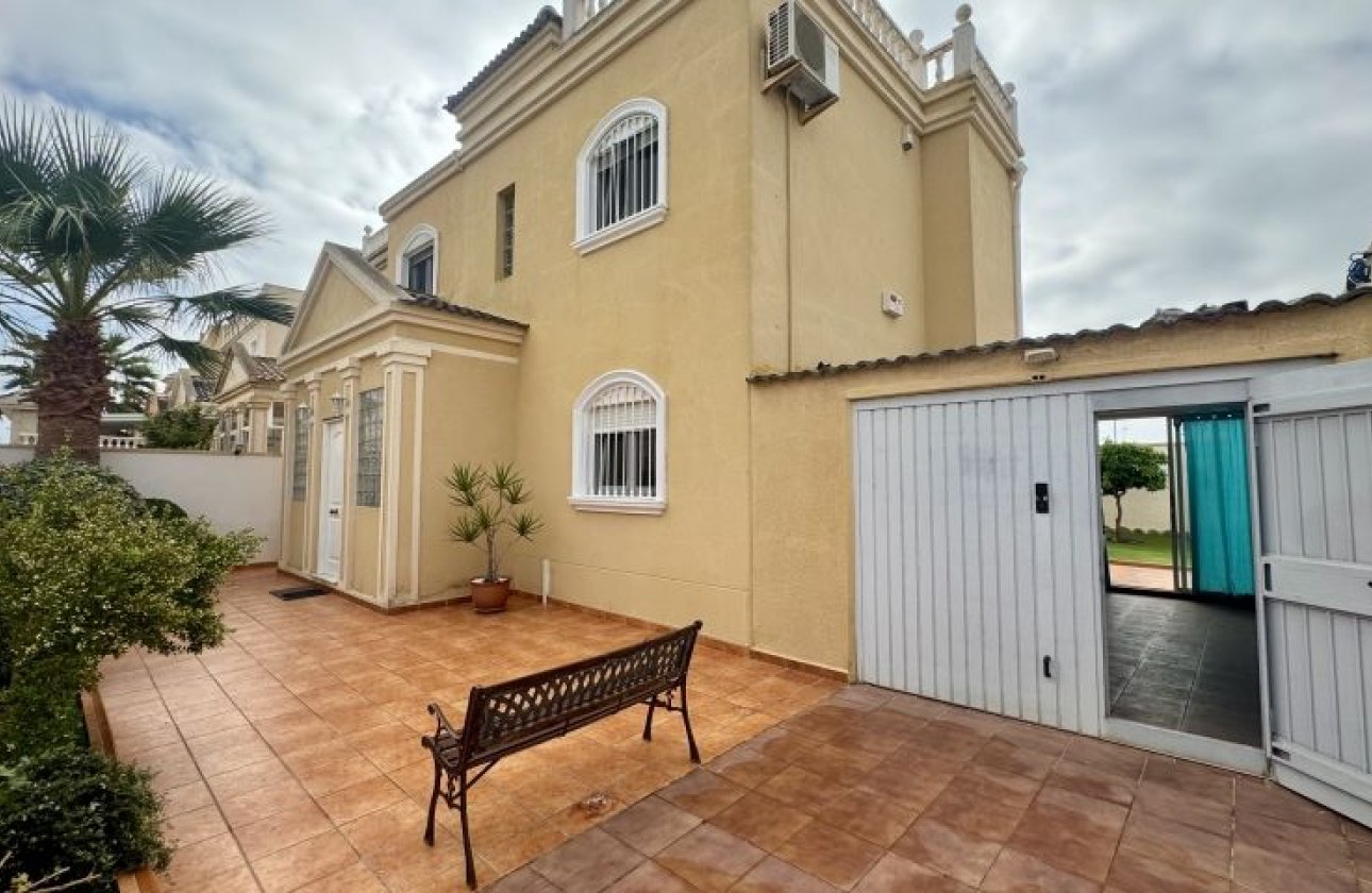 Revente - Villa -
Torrevieja - Costa Blanca