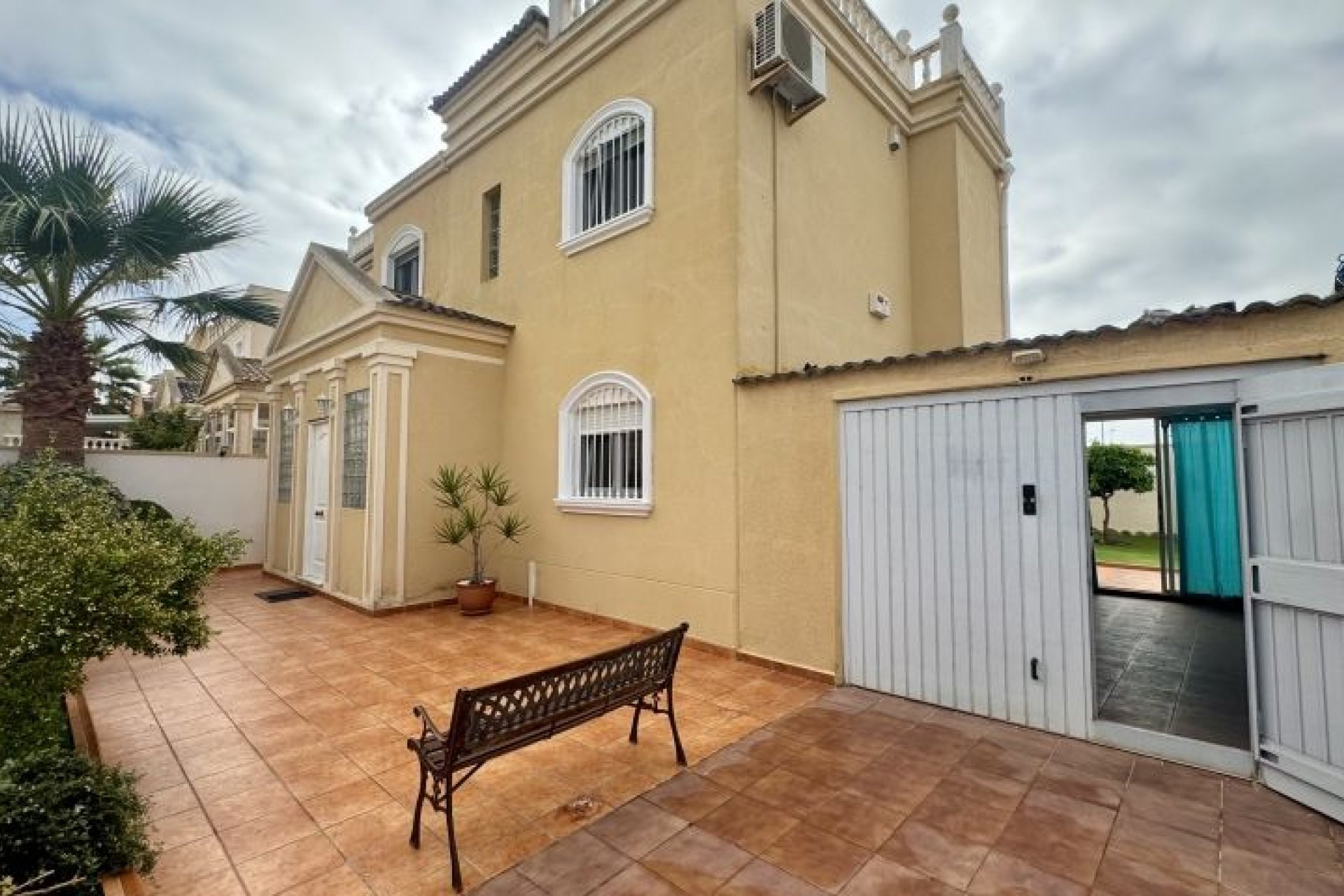 Revente - Villa -
Torrevieja - Costa Blanca
