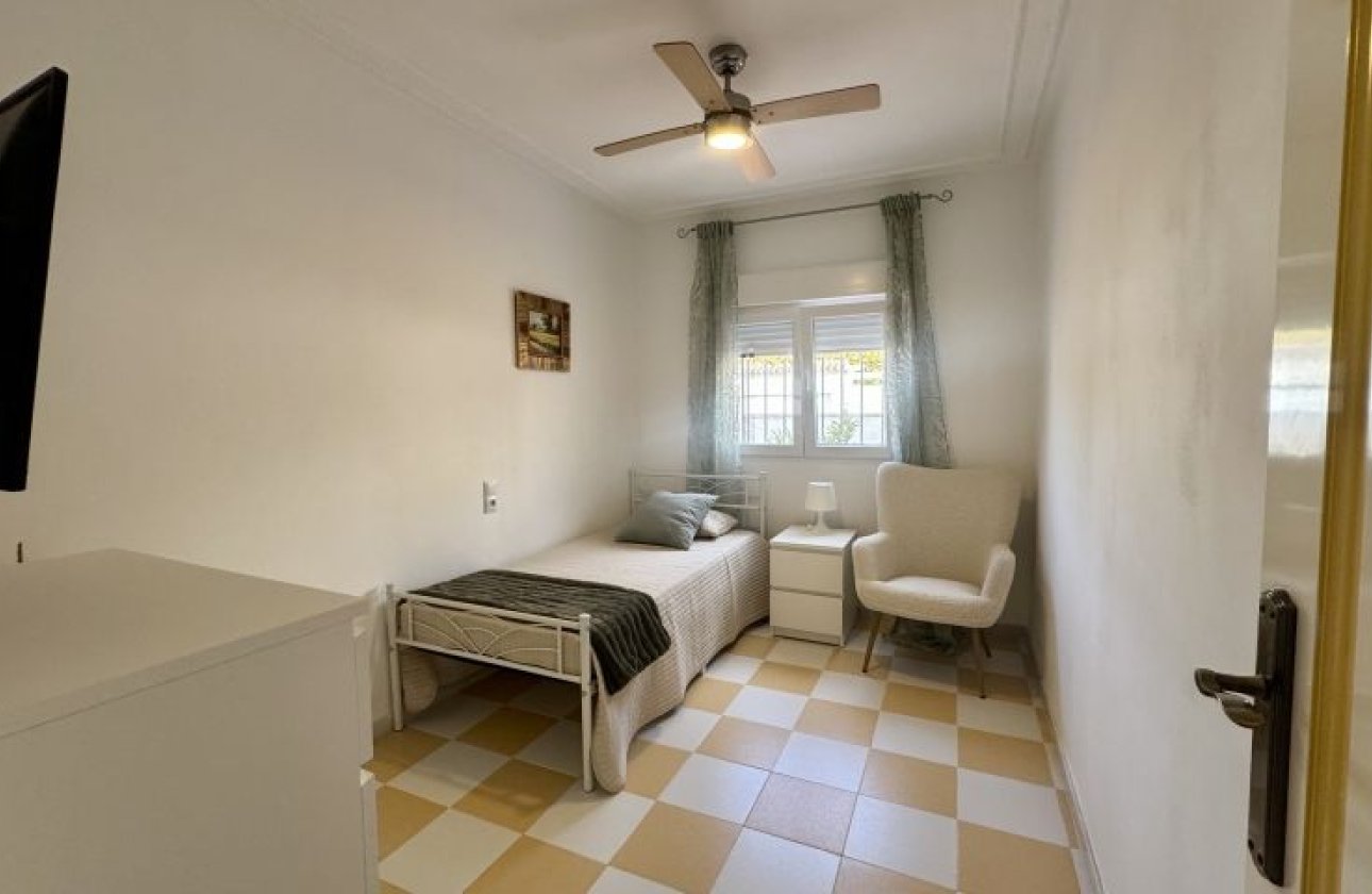 Revente - Villa -
Torrevieja - Costa Blanca