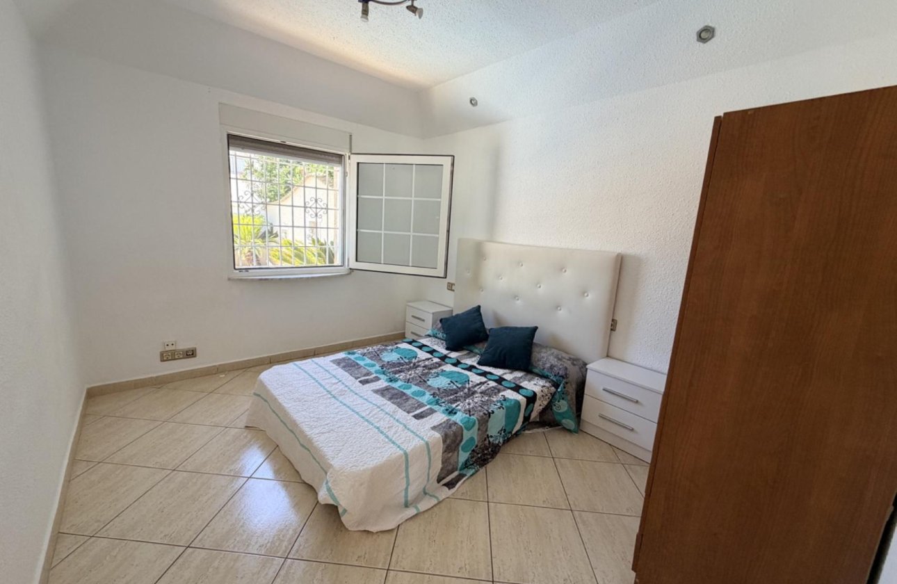 Revente - Villa -
Torrevieja - Costa Blanca