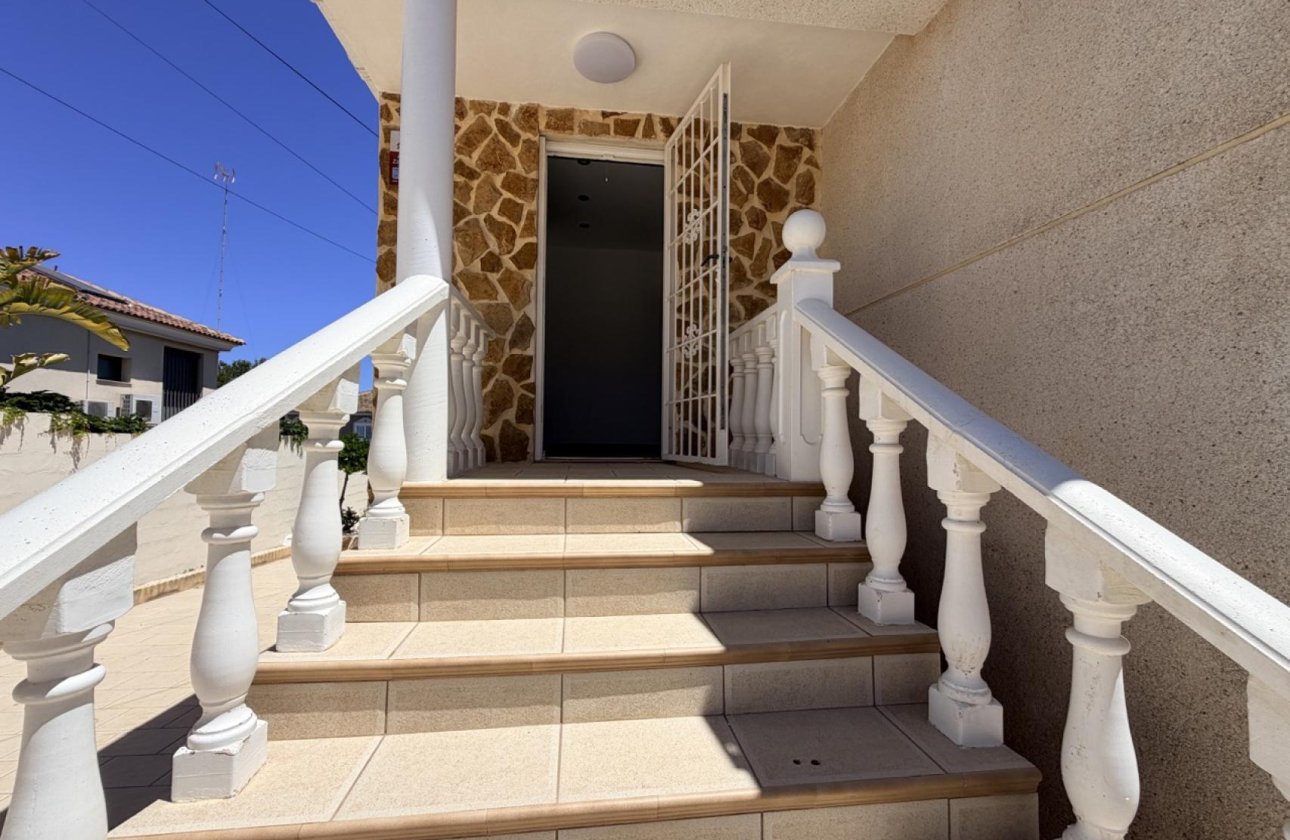 Revente - Villa -
Torrevieja - Costa Blanca