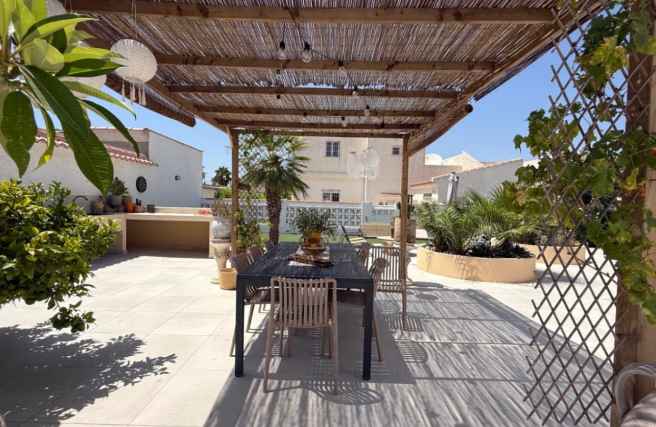 Revente - Villa -
Torrevieja - Costa Blanca