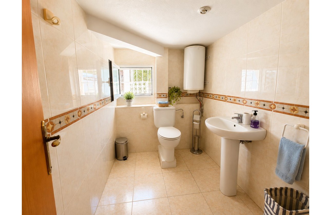 Revente - Villa -
Torrevieja - Costa Blanca