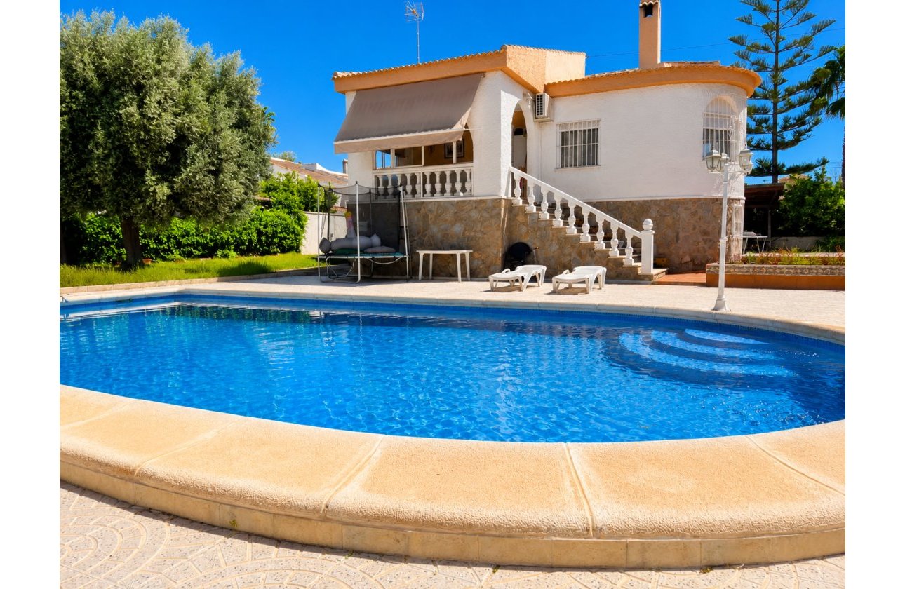 Revente - Villa -
Torrevieja - Costa Blanca