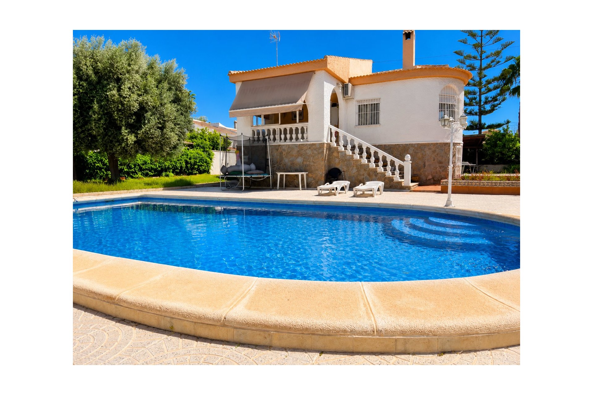 Revente - Villa -
Torrevieja - Costa Blanca