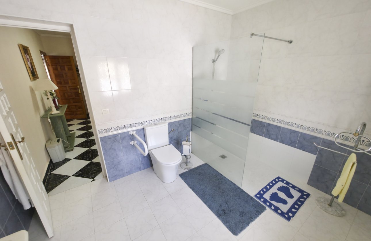 Revente - Villa -
Torrevieja - Costa Blanca