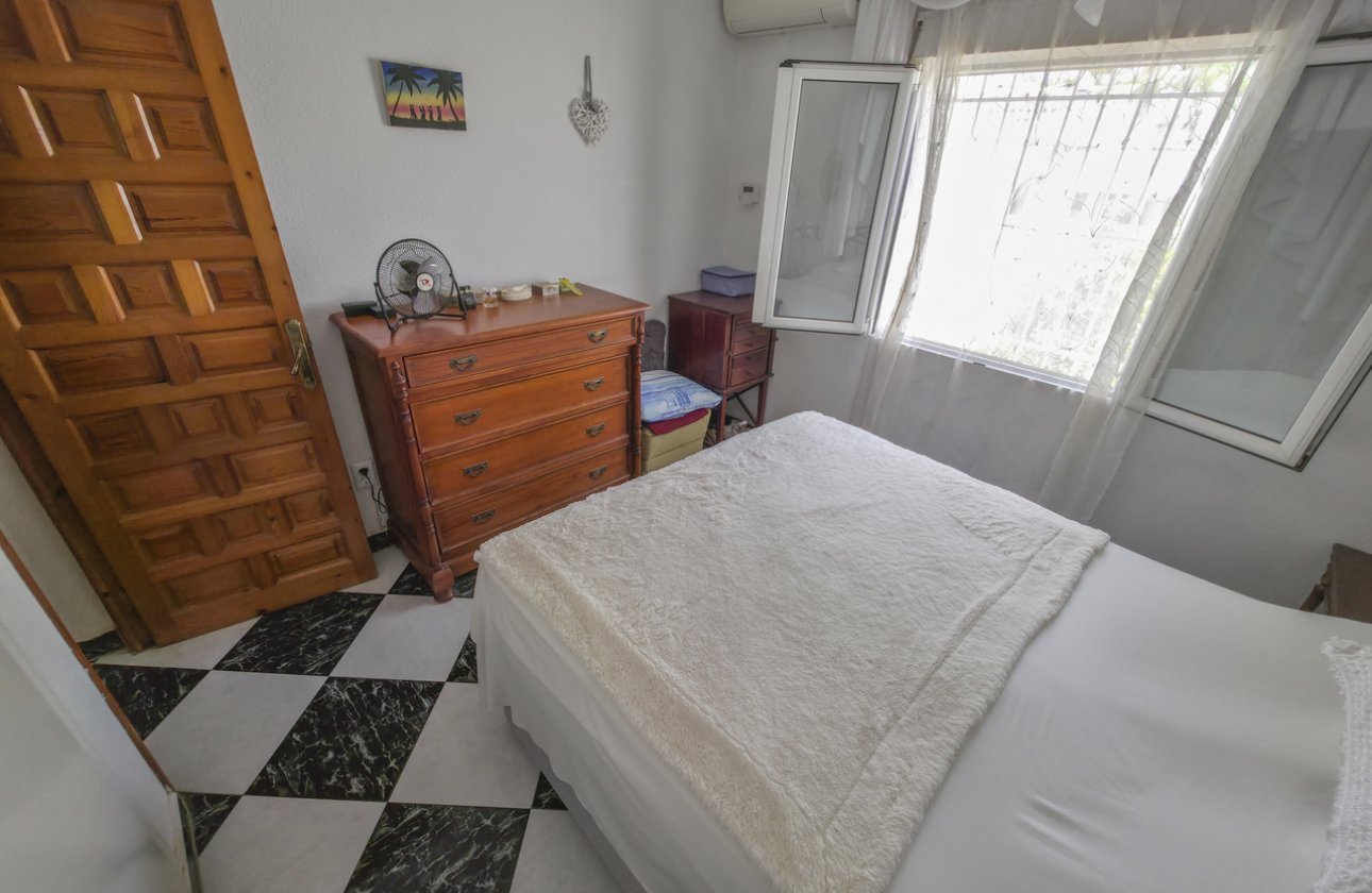 Revente - Villa -
Torrevieja - Costa Blanca