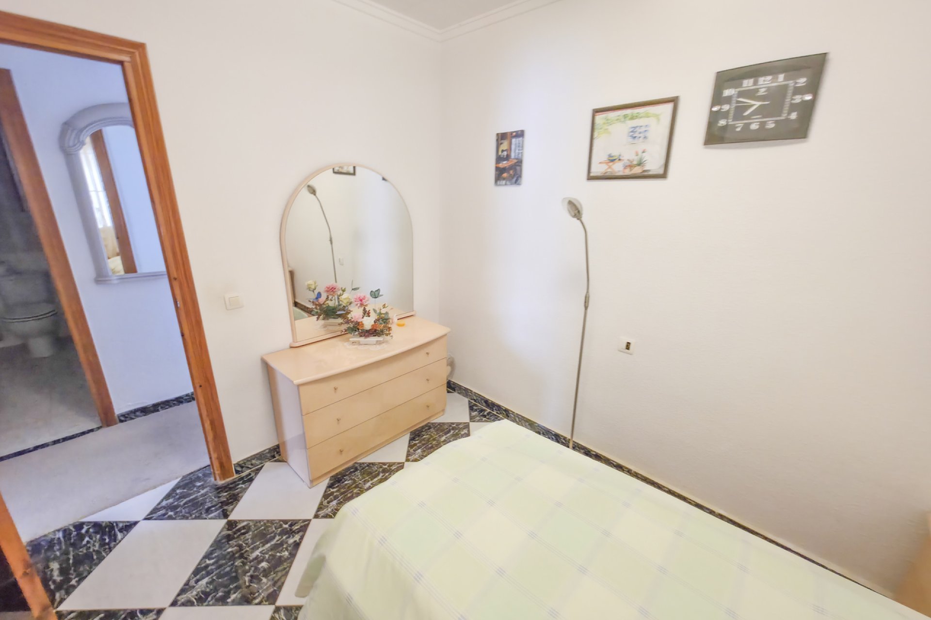 Revente - Villa -
Torrevieja - Costa Blanca