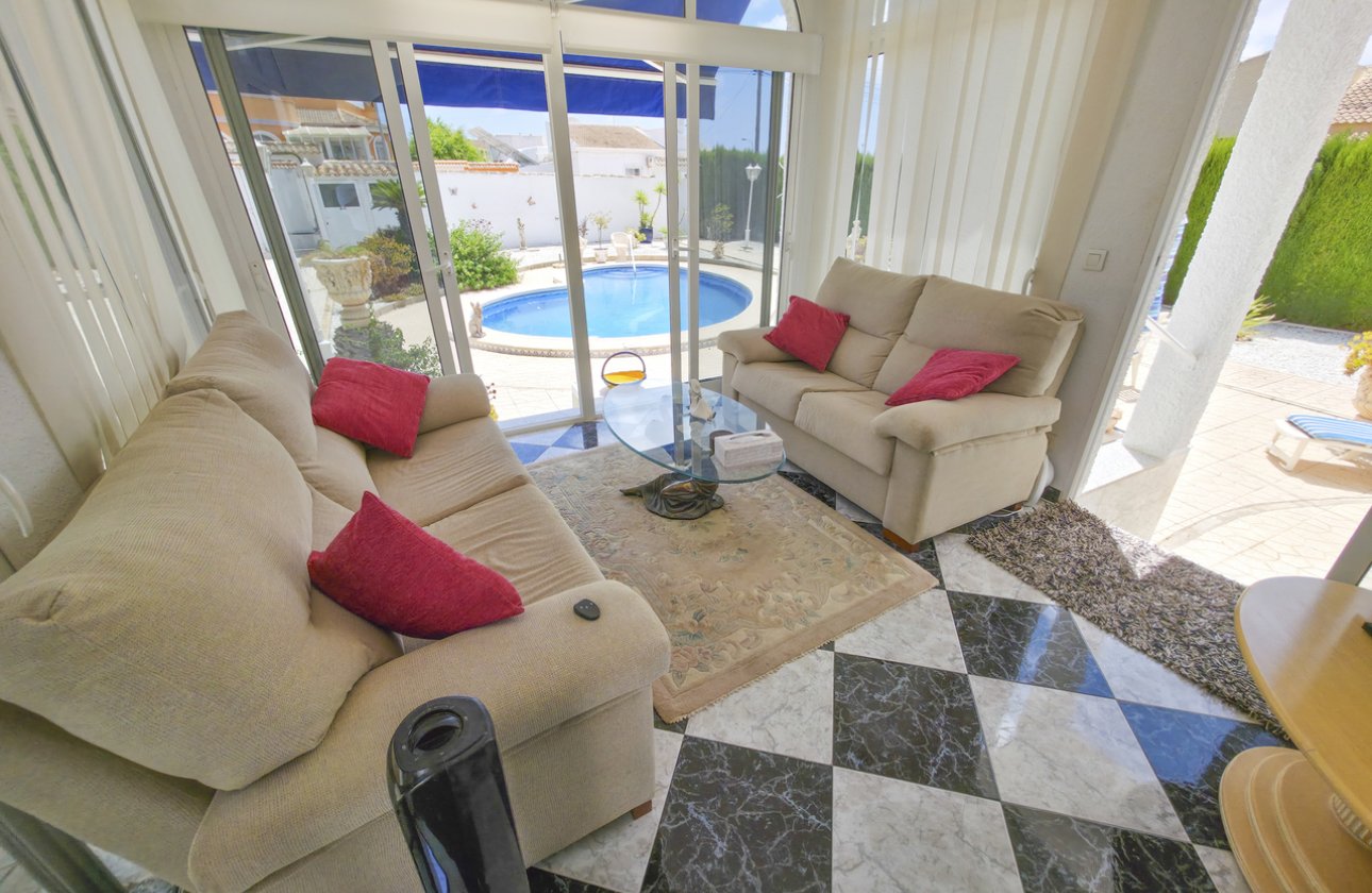 Revente - Villa -
Torrevieja - Costa Blanca