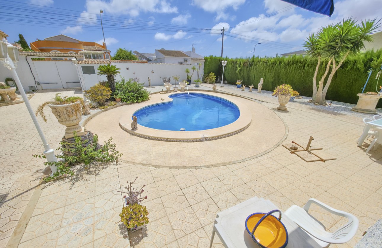 Revente - Villa -
Torrevieja - Costa Blanca