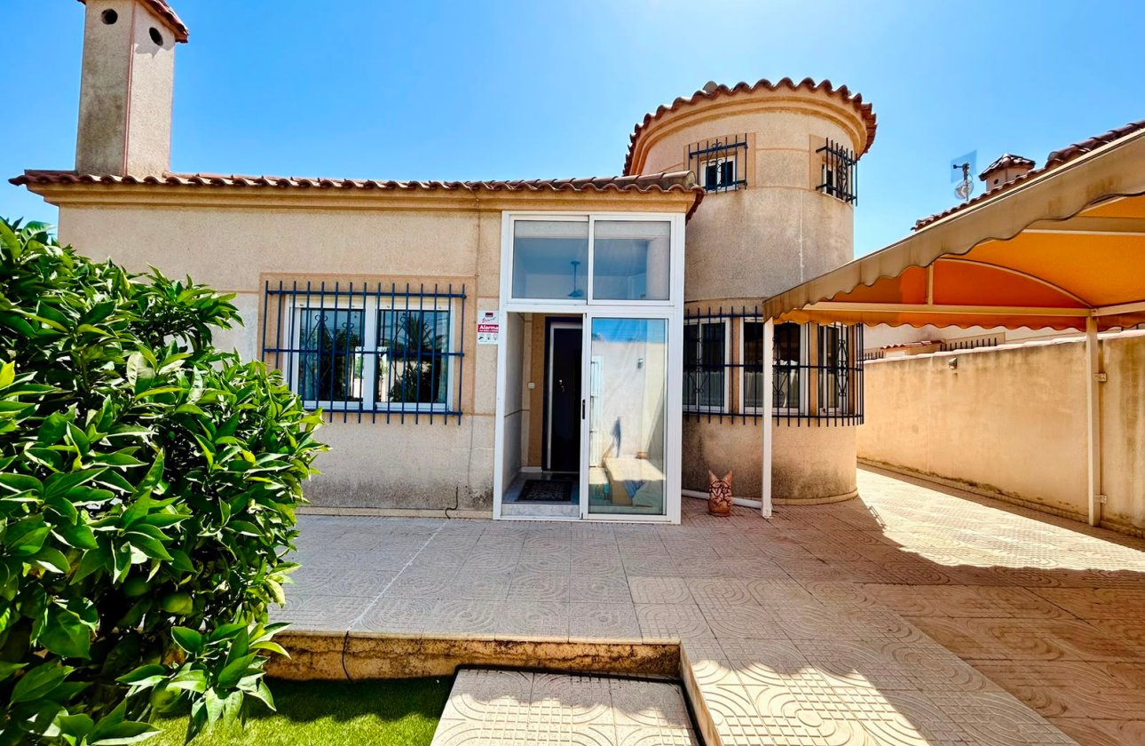 Revente - Villa -
Torrevieja - Costa Blanca