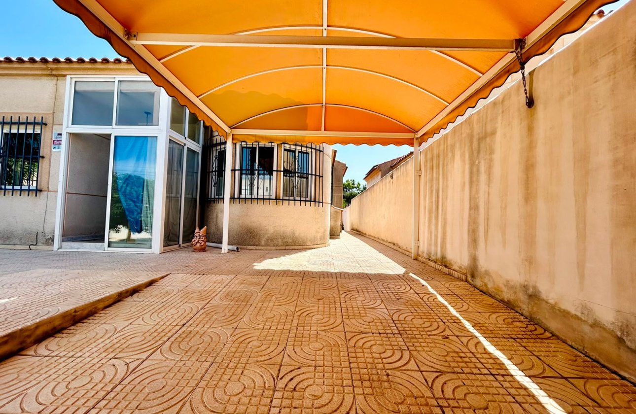 Revente - Villa -
Torrevieja - Costa Blanca