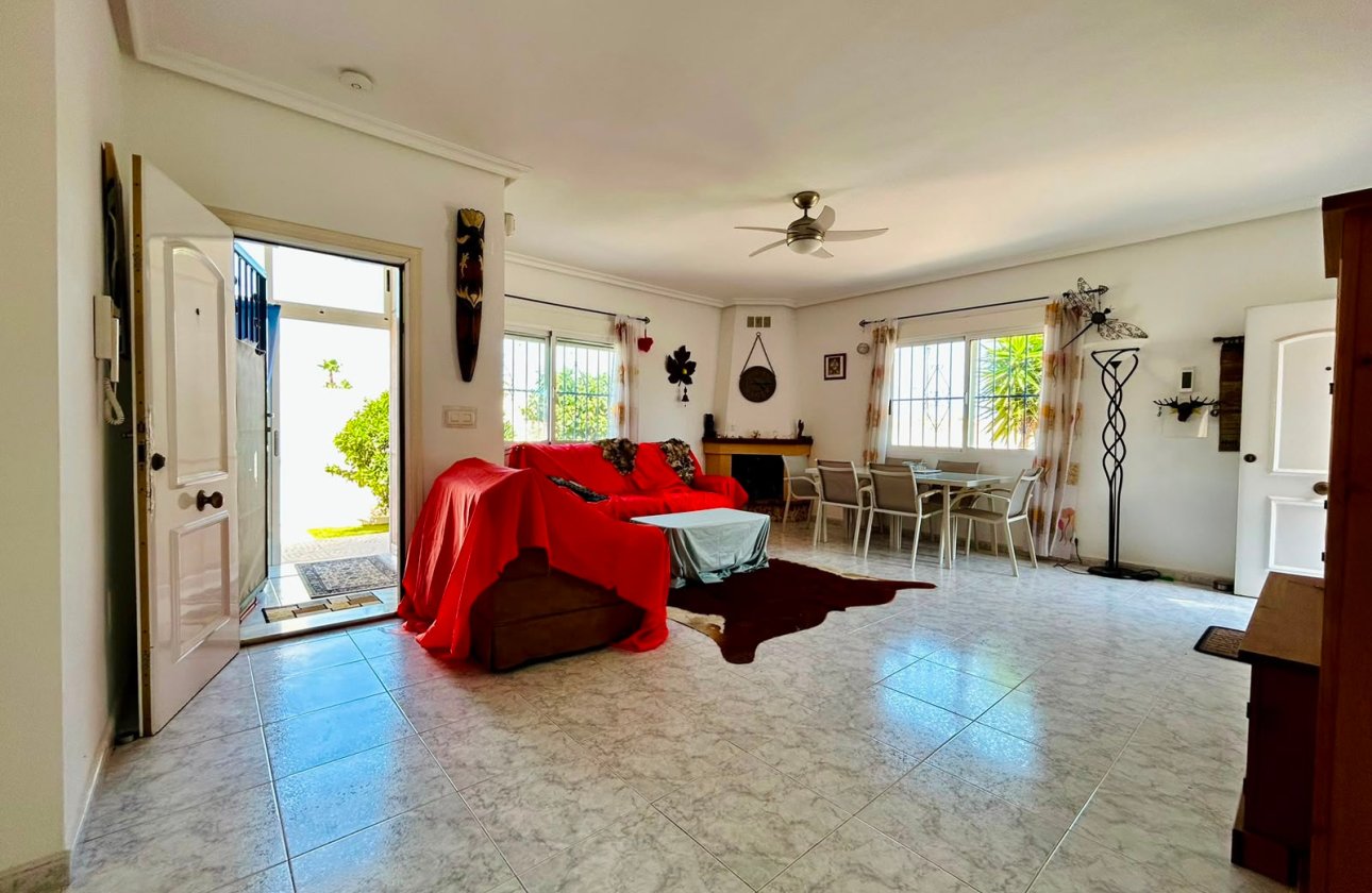 Revente - Villa -
Torrevieja - Costa Blanca