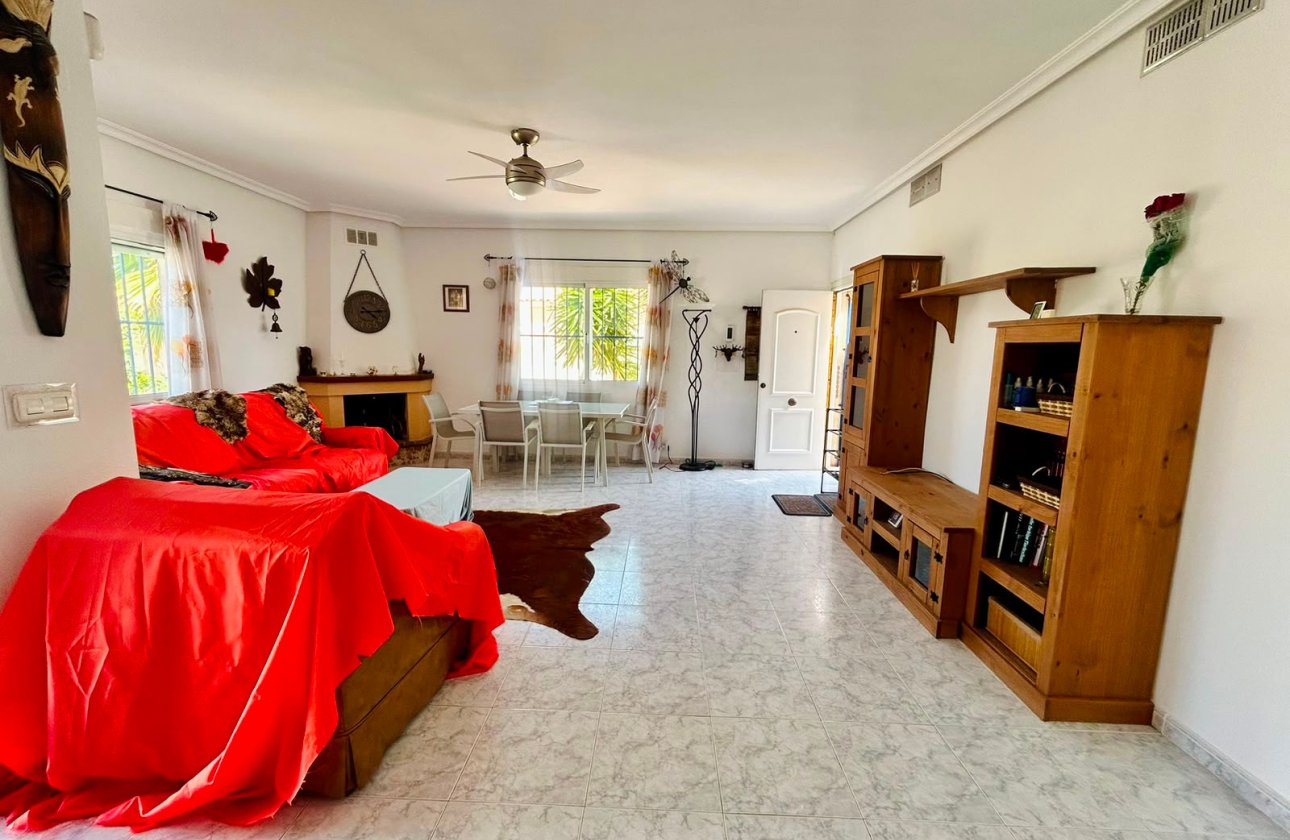 Revente - Villa -
Torrevieja - Costa Blanca