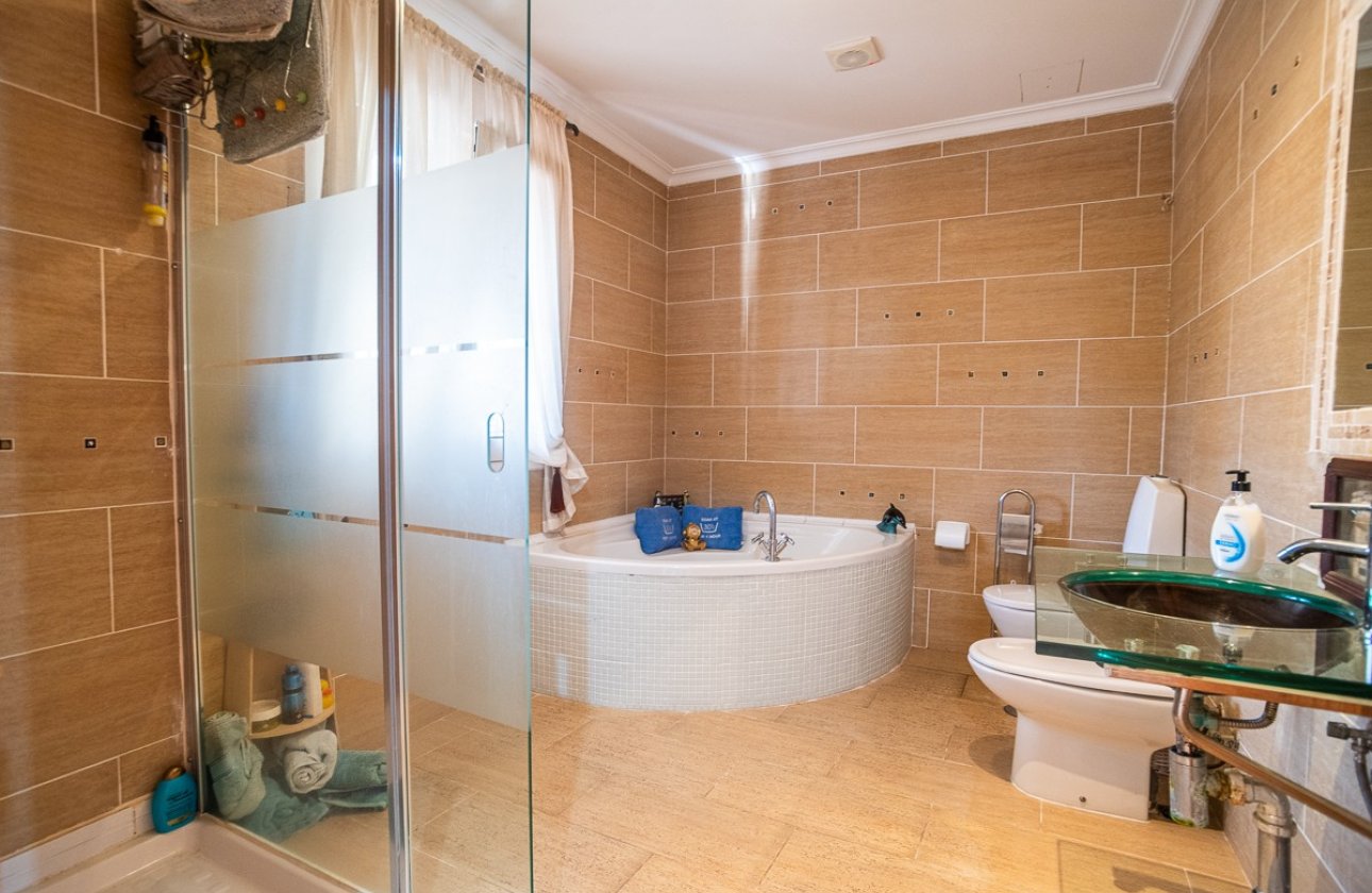 Revente - Villa -
Torrevieja - Costa Blanca