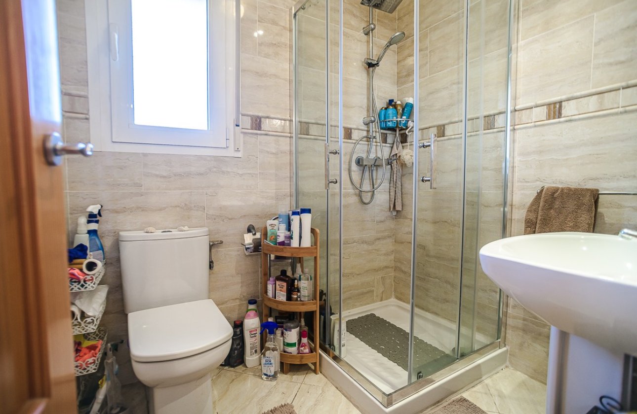 Revente - Villa -
Torrevieja - Costa Blanca