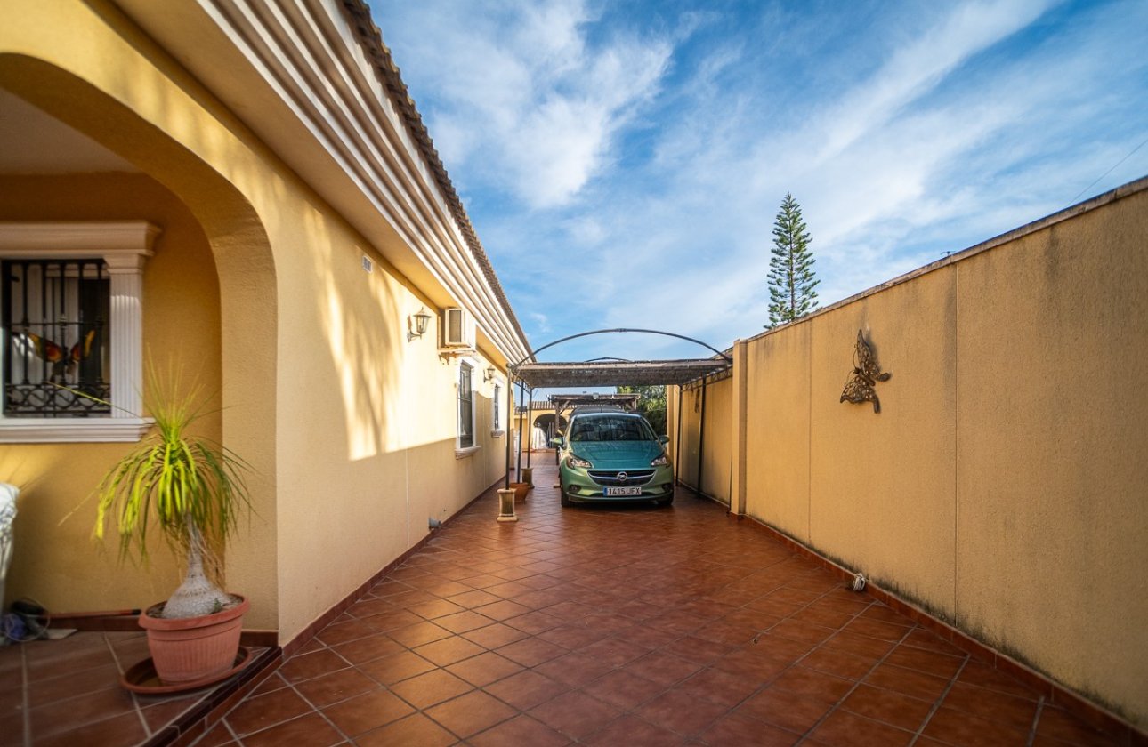 Revente - Villa -
Torrevieja - Costa Blanca