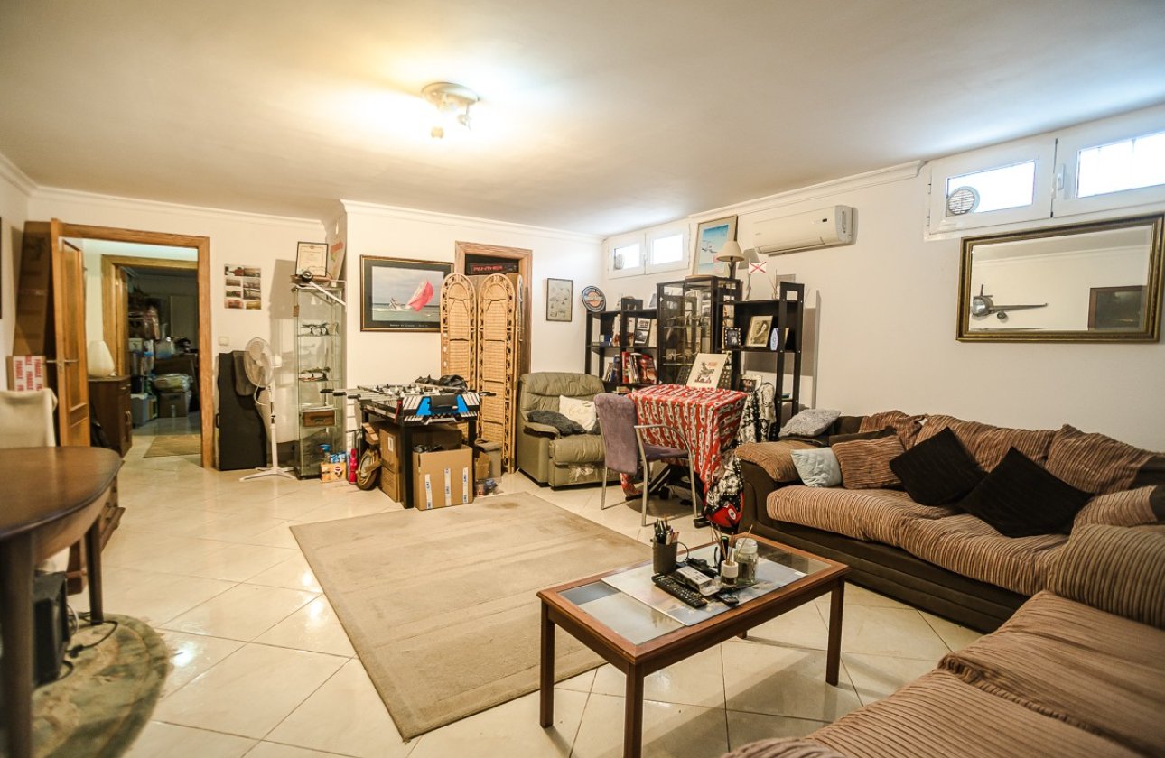 Revente - Villa -
Torrevieja - Costa Blanca