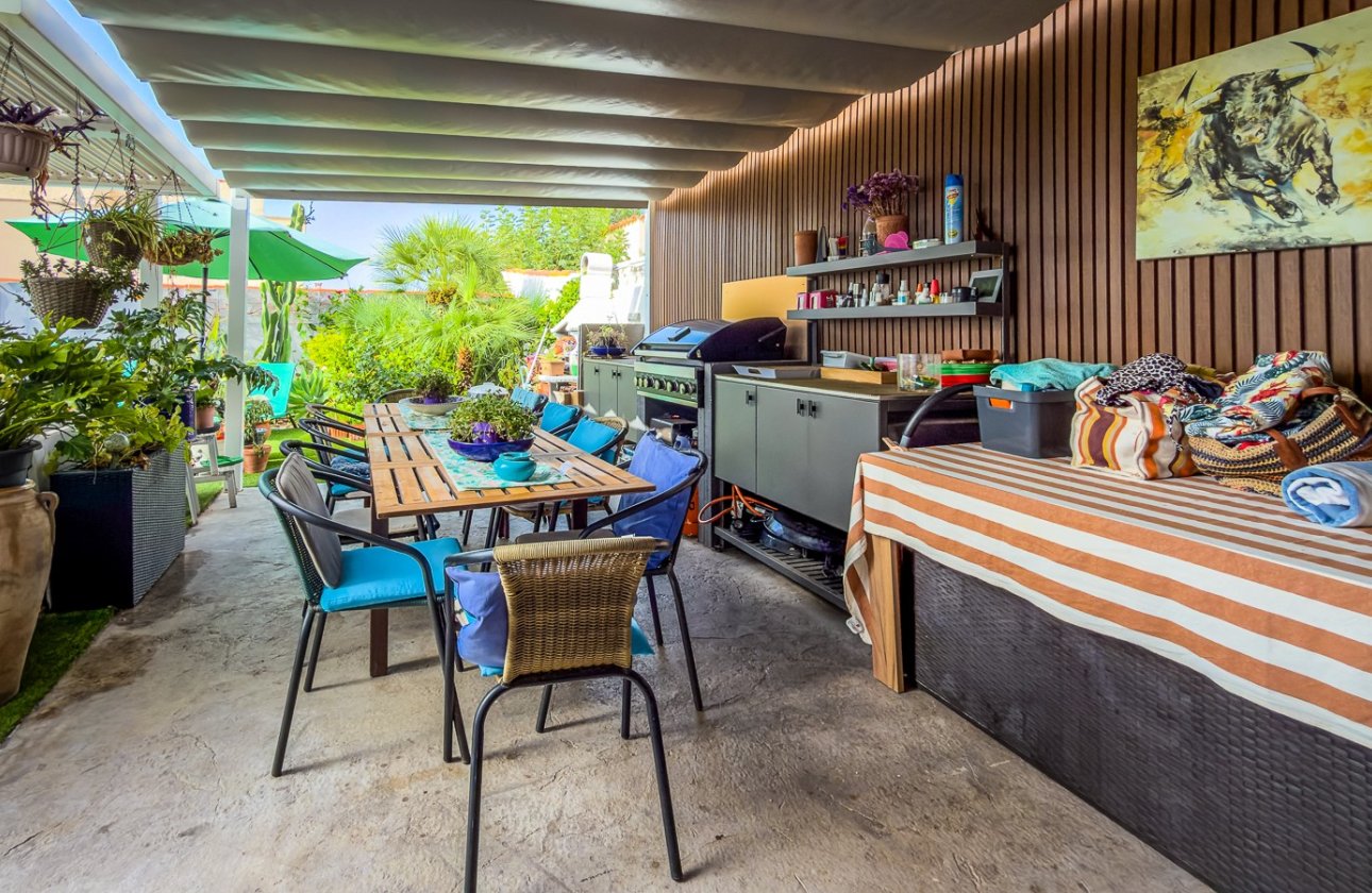 Revente - Villa -
Torrevieja - Costa Blanca