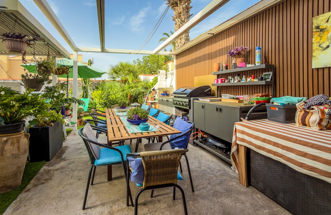 Revente - Villa -
Torrevieja - Costa Blanca