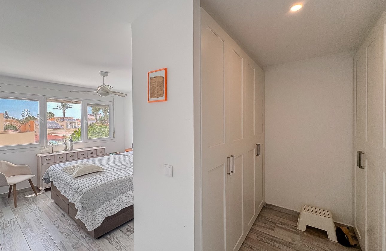 Revente - Villa -
Torrevieja - Costa Blanca