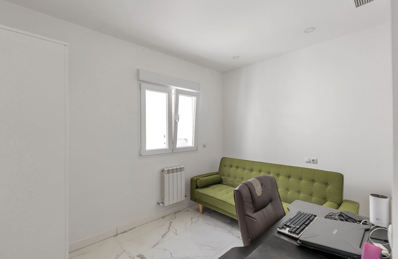 Revente - Villa -
Torrevieja - Costa Blanca