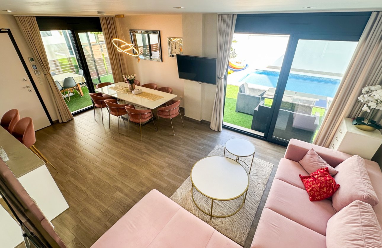 Revente - Villa -
Torrevieja - Costa Blanca