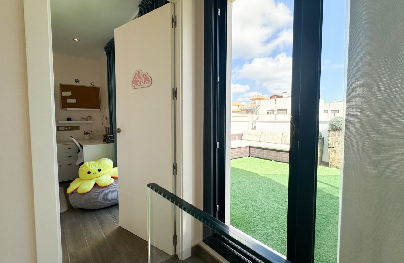 Revente - Villa -
Torrevieja - Costa Blanca