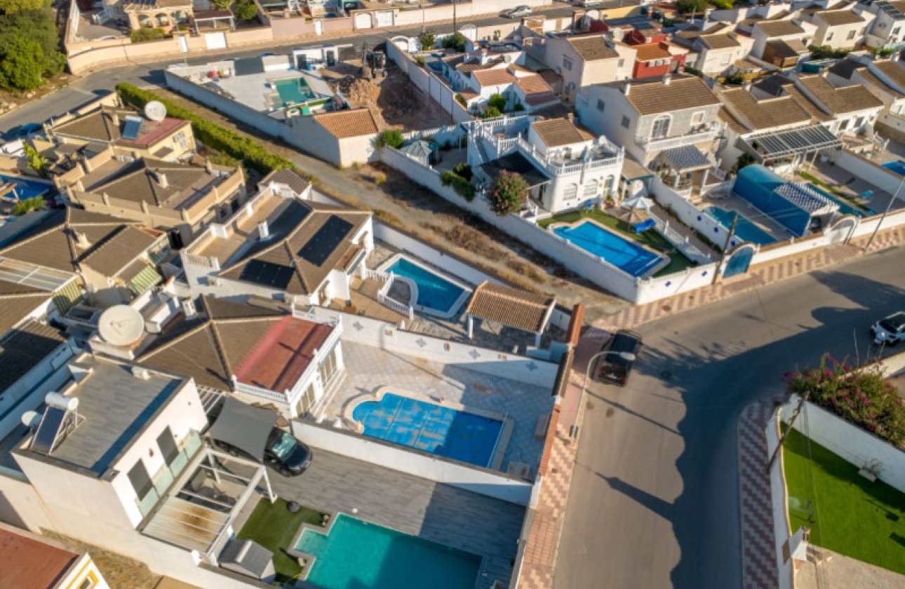 Revente - Villa -
Torrevieja - Costa Blanca
