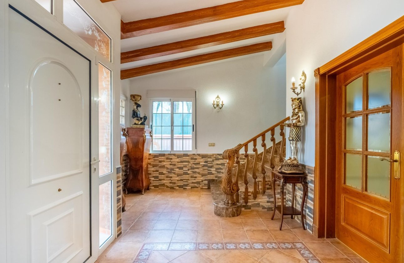 Revente - Villa -
Torrevieja - El Chaparral