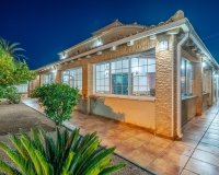 Revente - Villa -
Torrevieja - El Chaparral