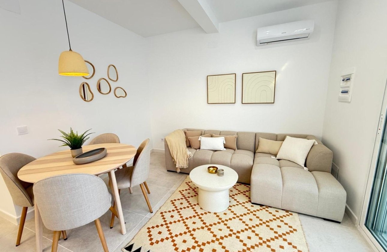 Revente - Villa -
Torrevieja - El Chaparral