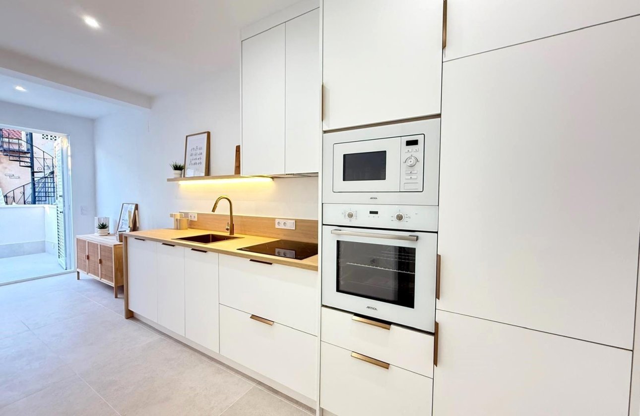 Revente - Villa -
Torrevieja - El Chaparral