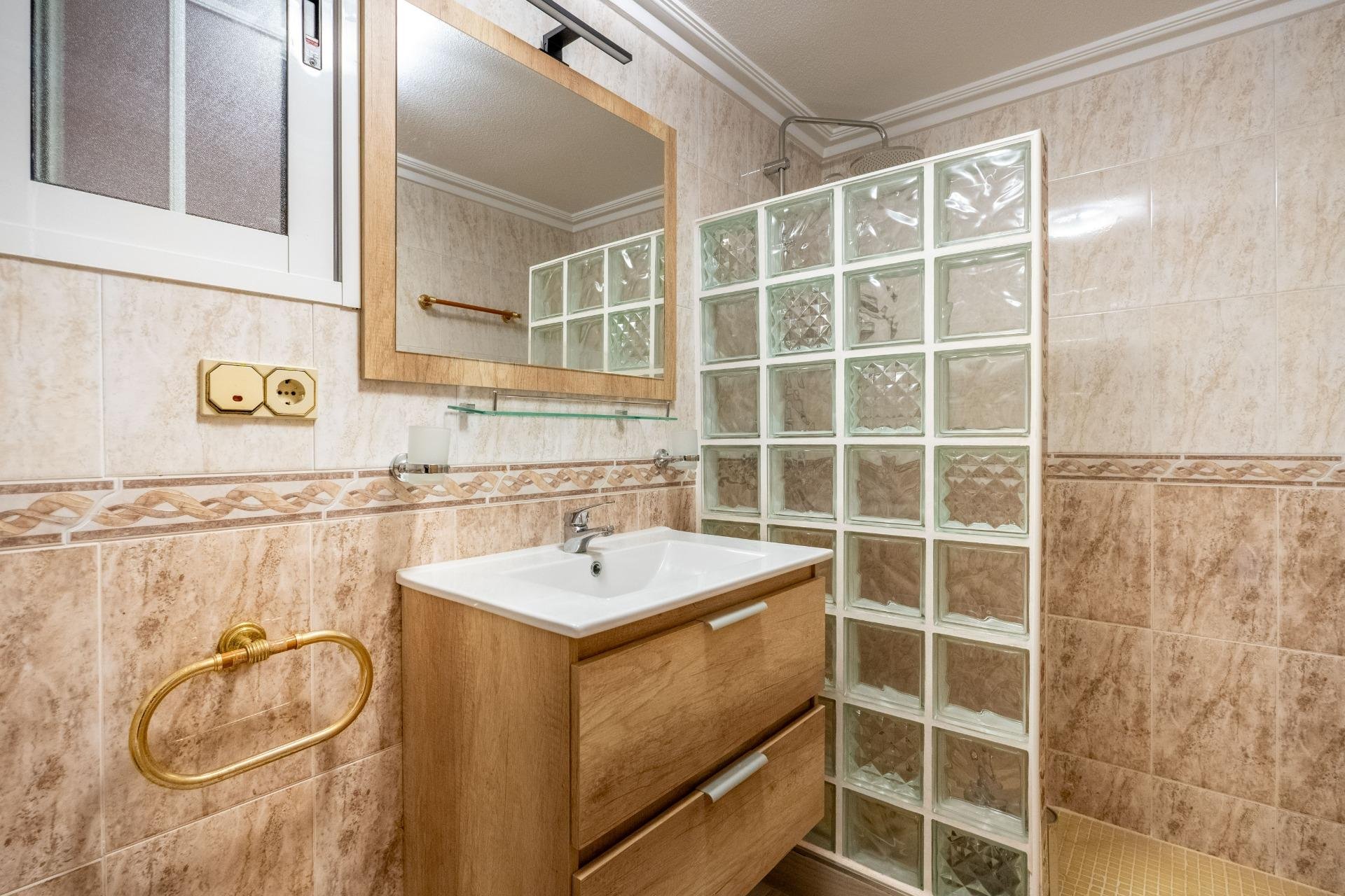 Revente - Villa -
Torrevieja - El Chaparral