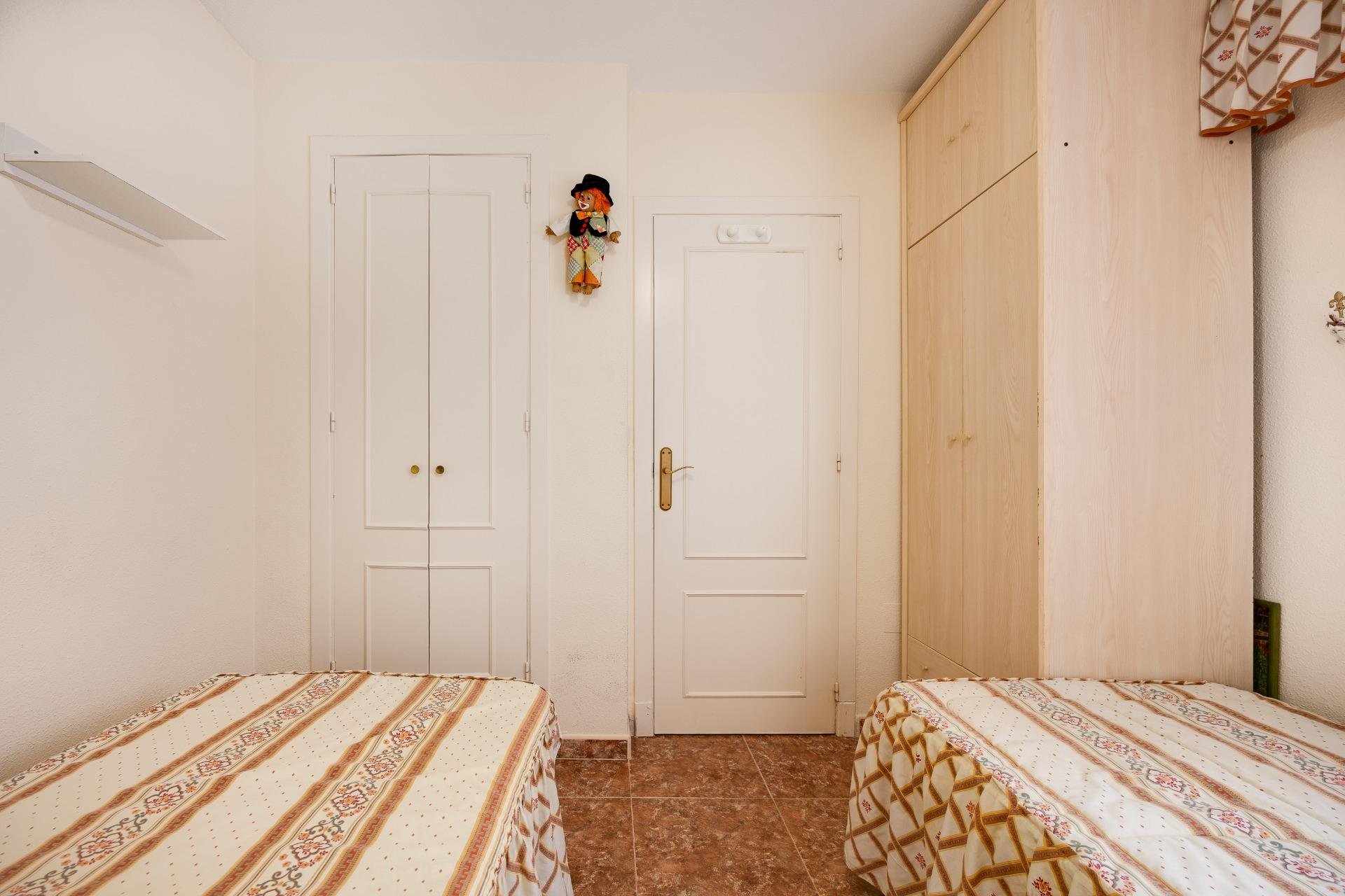 Revente - Villa -
Torrevieja - El Limonar