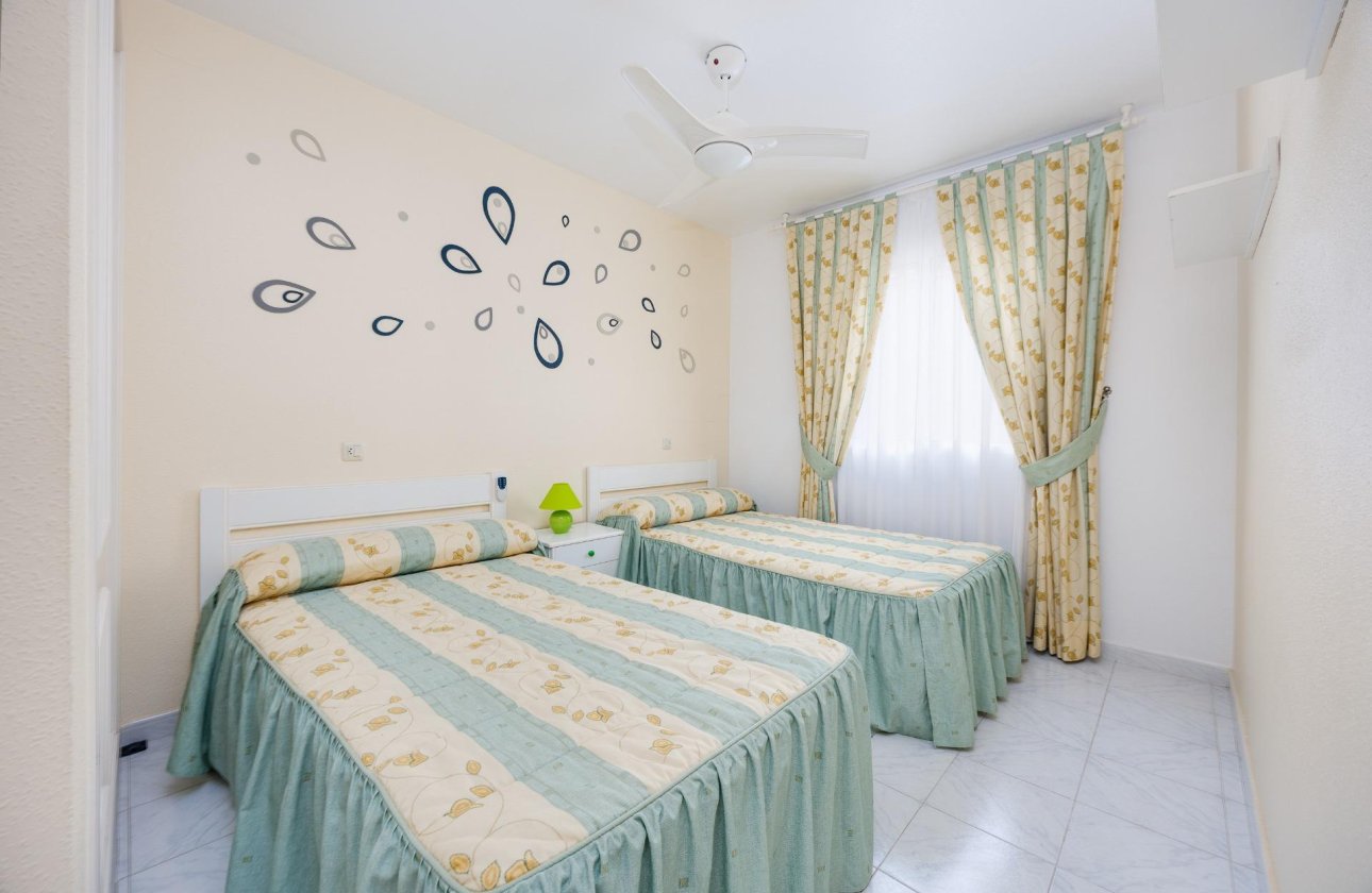 Revente - Villa -
Torrevieja - El Limonar