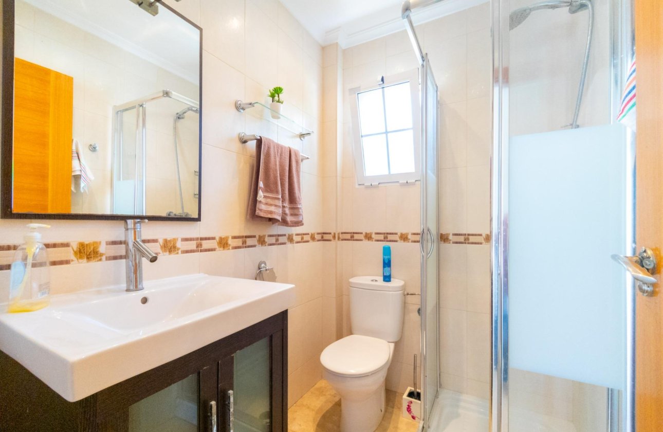 Revente - Villa -
Torrevieja - La Mata