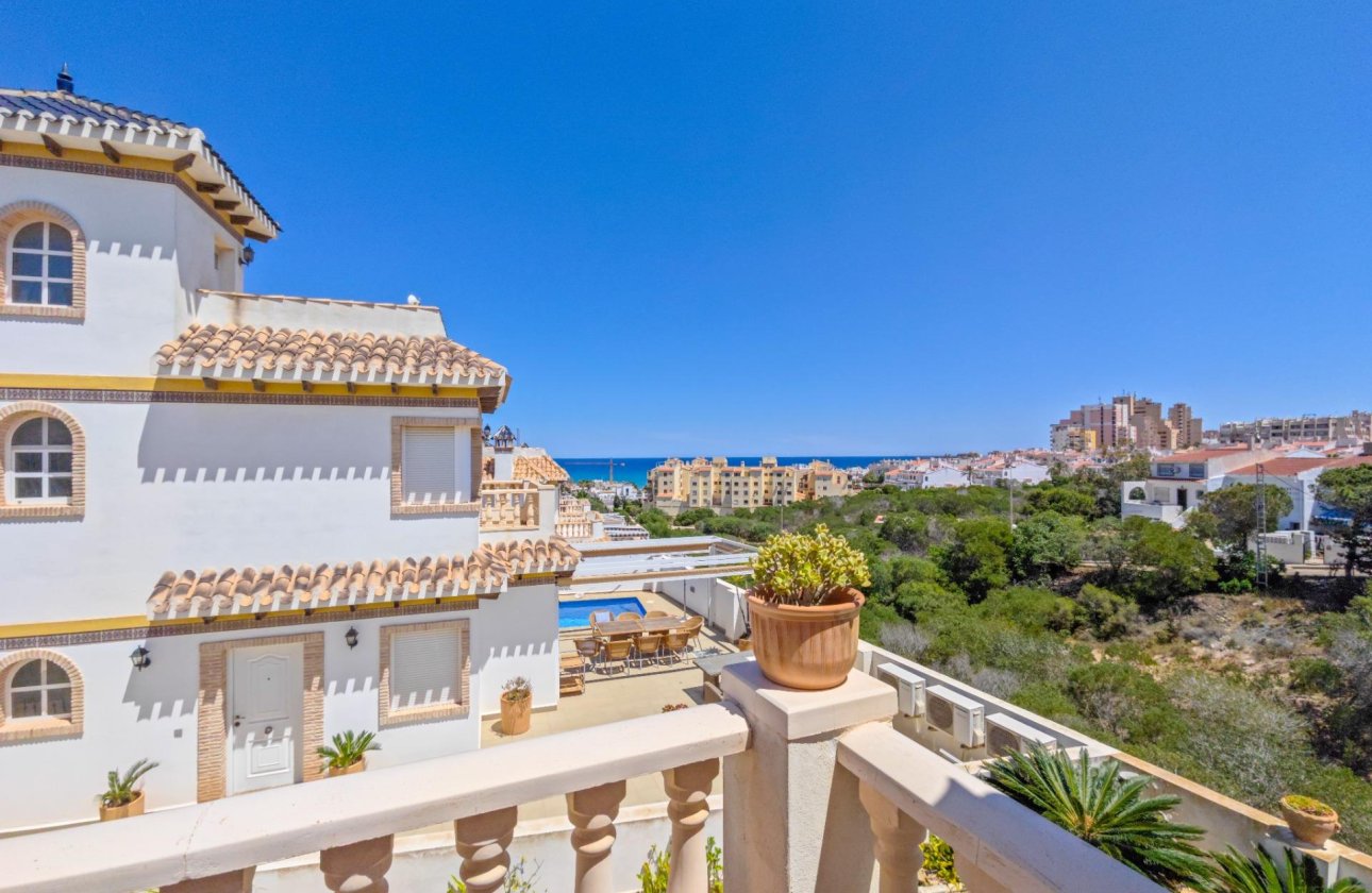 Revente - Villa -
Torrevieja - La Mata