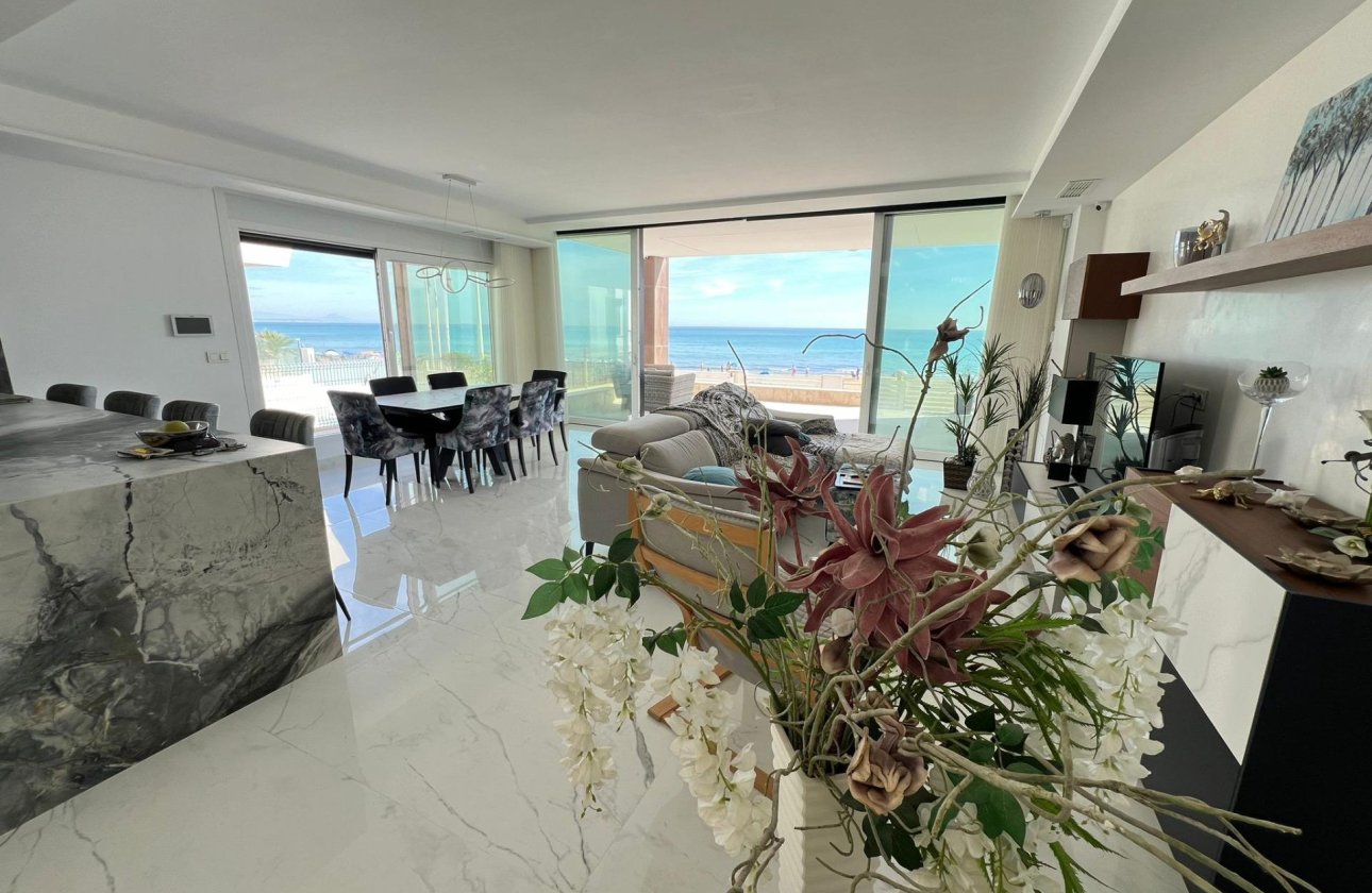 Revente - Villa -
Torrevieja - La Mata