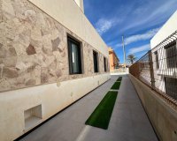 Revente - Villa -
Torrevieja - La Mata