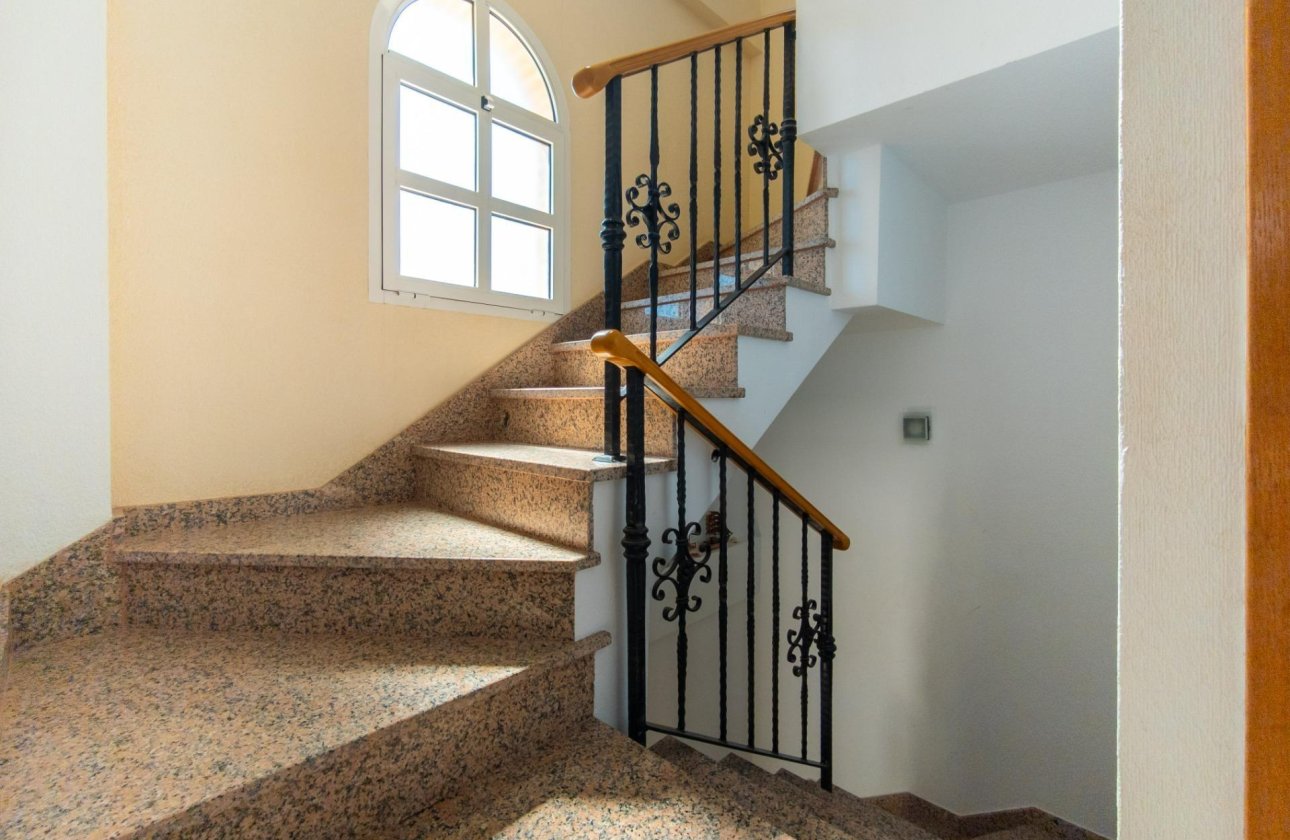 Revente - Villa -
Torrevieja - La Mata