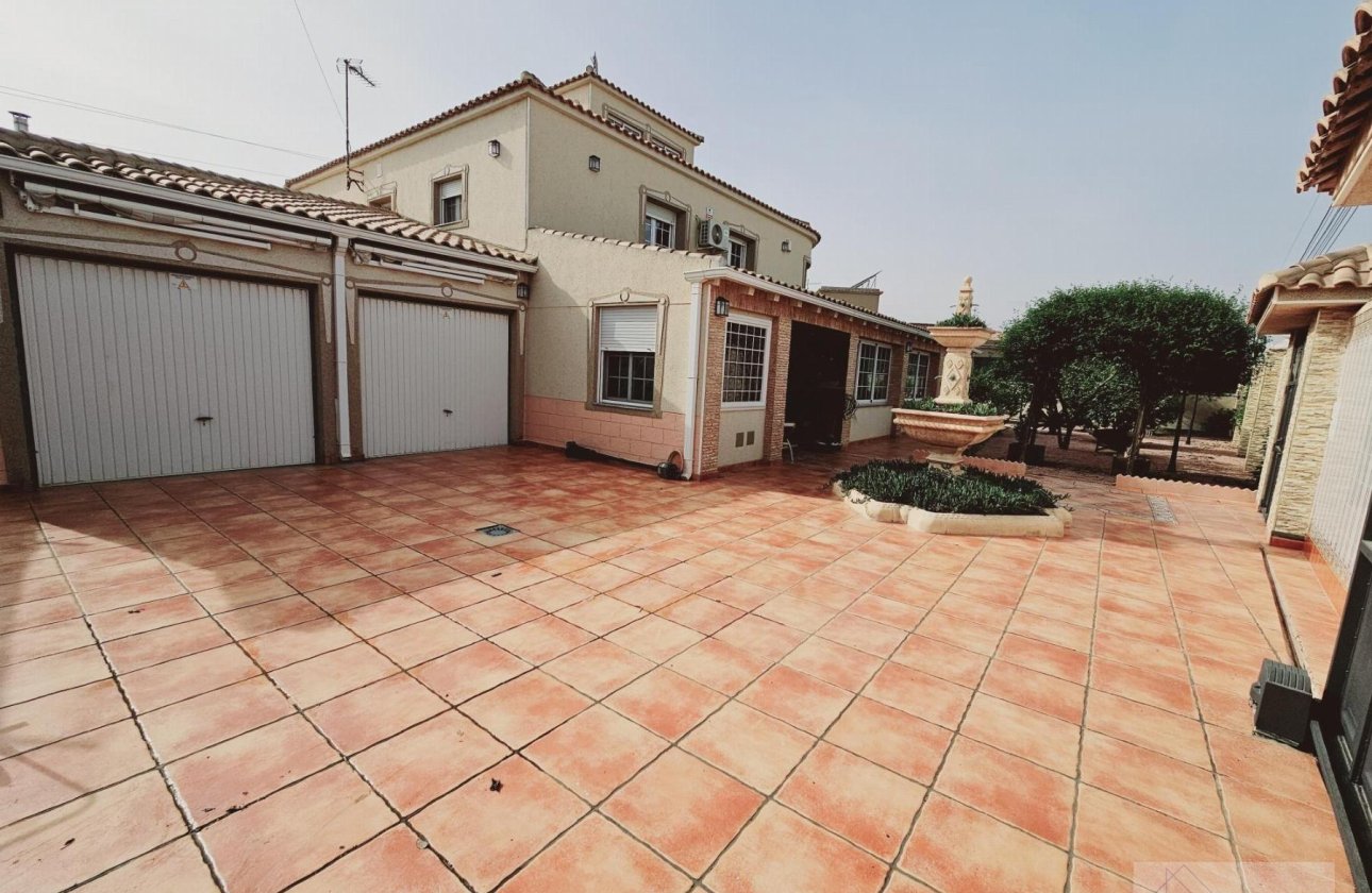 Revente - Villa -
Torrevieja - La Siesta - El Salado - Torreta