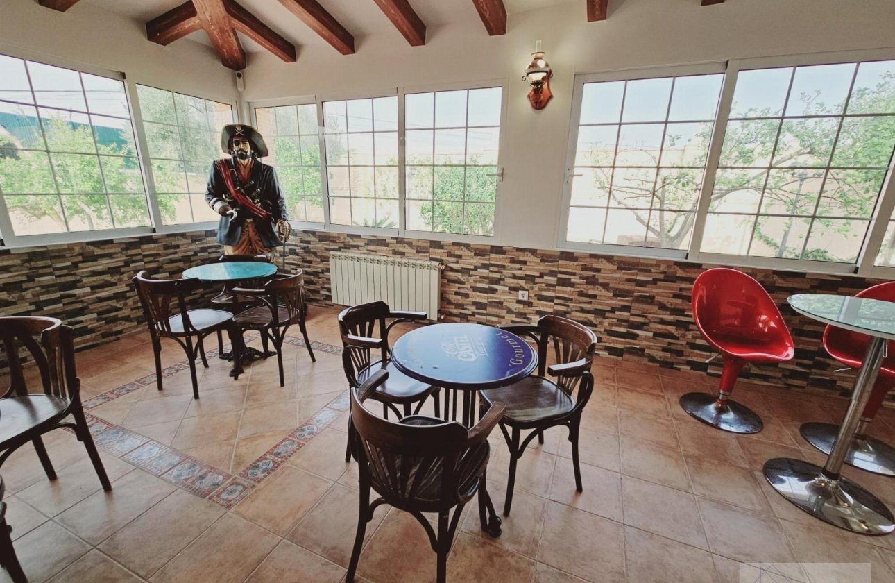 Revente - Villa -
Torrevieja - La Siesta - El Salado - Torreta